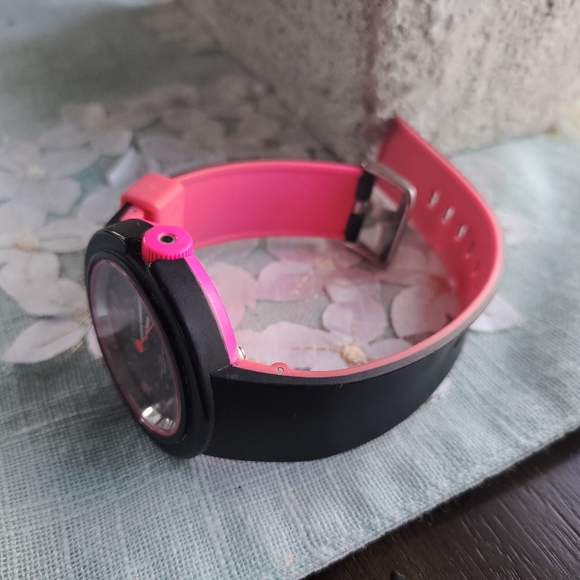 Prestige Medical for Nurse 100M Quartz Watch Swatch Style Pink and Black - Picture 7 of 7